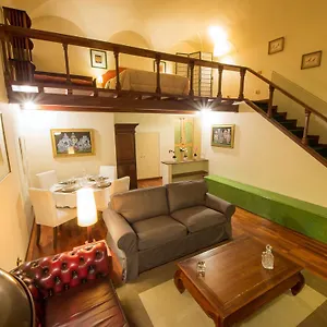  Apartment Santa Croce Elegant Italy