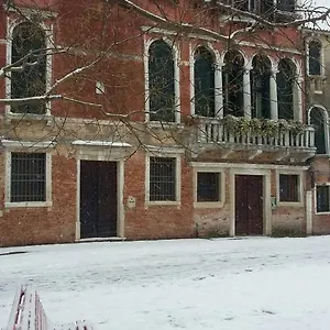  Apartment Ca Sardi Italy